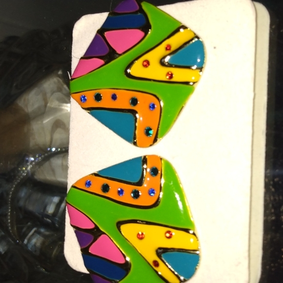 Vintage Geometric shape earrings - Picture 2 of 5